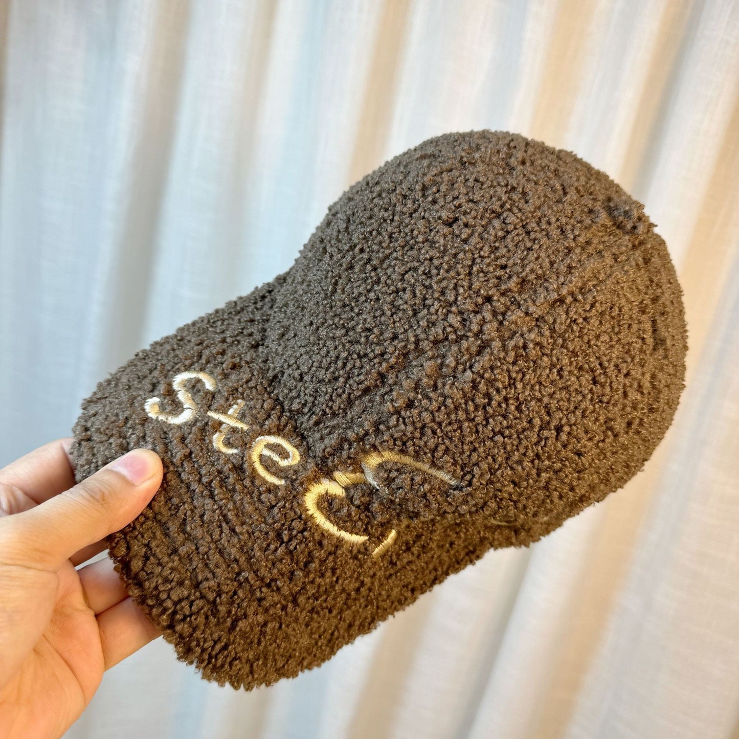 Outdoor Upgrade Warm Lamb Fur Makes Face Look Small Embroidered Letters Peaked Cap